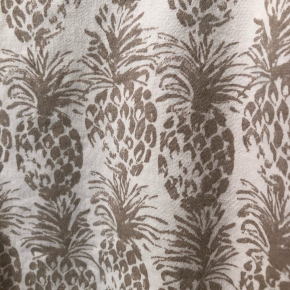 Pineapple shorts - Picture 2 of 3